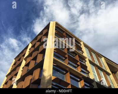 Londres, Royaume-Uni. 30 octobre 2017. Le nouveau bâtiment Bloomberg, Queen Victoria Street, Londres. Conçu par Foster Partners. Photo prise en octobre 30 2017 crédit : Louisa Cook/StockimoNews/Alamy Live News Banque D'Images