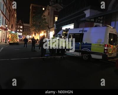 Londres, Royaume-Uni. 1 novembre, 2017 collision. Près de Covent garden à Southampton street menant à des fermetures de route. Covent Garden, Londres. 01/11 crédit : ollie cole/stockimonews/Alamy live news Banque D'Images