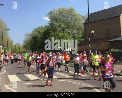 Londres, Royaume-Uni. 22 avr, 2018. Marathon de Londres 2018 Virgin Money Crédit : Susannah Laurent Gou/StockimoNews/Alamy Live News Banque D'Images