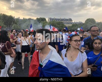 75008 Paris-8E-Arrondissement, France. 15 juillet, 2018. France Paris célébration de la Coupe du monde de football Crédit : Vanya Bovajo StockimoNews //Alamy Live News Banque D'Images