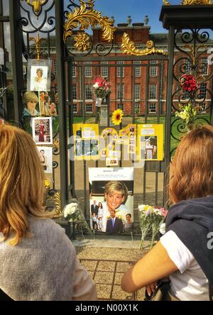 Londres, Royaume-Uni. Août 31, 2018. Les Jardins de Kensington Palace le 21e anniversaire de la mort de Lady Diana Spencer, le 31 août 2018 Crédit : Tim Cordell/StockimoNews/Alamy Live News Banque D'Images