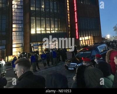 Gdansk, Pologne 18 janvier 2019. Funérailles de maire Pawel Adamowicz. Les résidents de Gdansk sont commémorant le maire de Pawel Adamowicz dans 'Le dernier moyen'. Credit : Slawomir Kowalewski/StockimoNews/Alamy Live News Banque D'Images