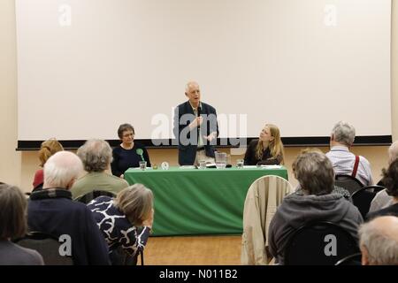 Godalming, Surrey, UK. 23 avril, 2019. Les élections locales britanniques, Wilfred Noyce Centre, Godalming, Surrey. 23 avril 2019. Candidat du Parti Vert Steve Williams de Chartreuse ward à la conférence du Parti Vert à Godalming. /StockimoNews jamesjagger : Crédit/Alamy Live News Banque D'Images