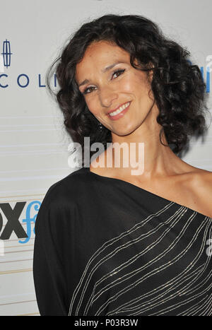 Indira Varma Eco-Casino Party 2010 au Club BOA à Los Angeles.Indira Varma 50 Red Carpet Event, Vertical, USA, Cinéma, Célébrités, photographie, Bestof, Arts, Culture et divertissement, Célébrités Topix fashion / Vertical, Best of, événement dans la vie d'Hollywood, Californie - Tapis rouge et en backstage, USA, Cinéma, Célébrités, cinéma, télévision, Célébrités célébrités musique, photographie, Arts et culture, Bestof, divertissement, Topix, vertical, une seule personne, à partir de l'année 2010, enquête tsuni@Gamma-USA.com - trois quarts Banque D'Images