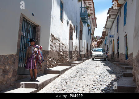 La vieille rues pavées de l'antique Cusco au Pérou Amérique du Sud Banque D'Images