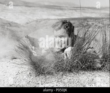 Titre original : NORTH WEST FRONTIER. Titre en anglais : FLAME sur l'Inde. Directeur de film : J. LEE THOMPSON. Année : 1959. Stars : KENNETH PLUS. Credit : RANG / Album Banque D'Images