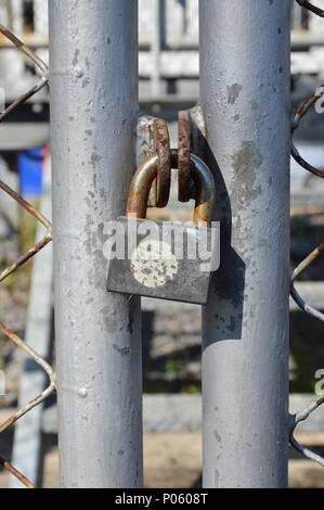 Master key lock porte net fer Banque D'Images