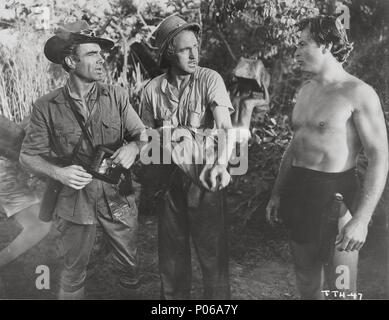 Titre original : TARZAN'S SAVAGE FURY. Titre en anglais : TARZAN'S SAVAGE FURY. Directeur : CY ENDFIELD Film. Année : 1952. Stars : CHARLES KORVIN ; LEX BARKER ; PATRIC KNOWLES. Credit : RKO / Album Banque D'Images