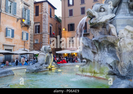 Fontana del Pantheon, Piazza della Rotonda, Rome, Italie Banque D'Images