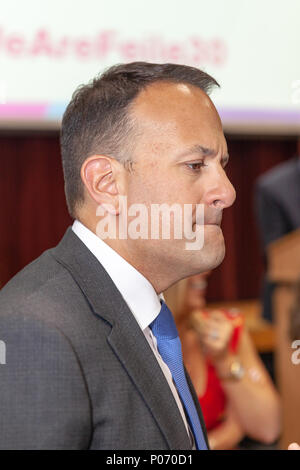 St Marys College de Belfast, en Irlande du Nord. 8 juin 2018. Taoiseach Leo Varadkar lance un Phobail Féile festival programme du 30e anniversaire à St Marys Collage Banque D'Images