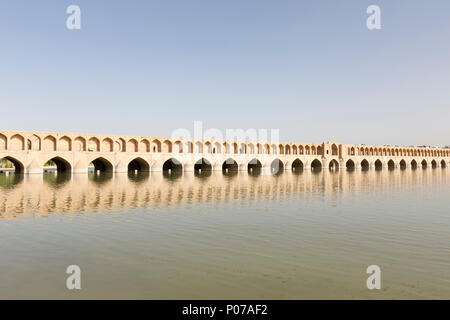 Pol-e Si-O-Seh, pont ou Si-O-Seh bridge, Ispahan, Iran Banque D'Images