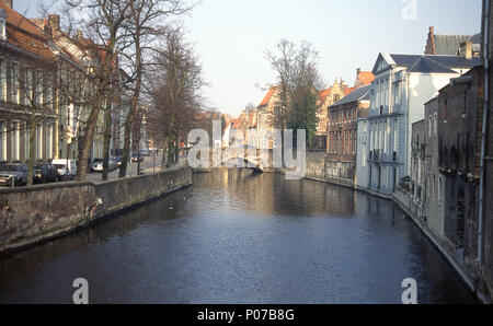 L'affichage classique des canaux de Bruges, Belgique, 1996 Banque D'Images