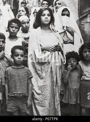 Titre original : La battaglia di Algeri. Titre en anglais : BATAILLE D'ALGER, LA. Film Réalisateur : Gillo Pontecorvo. Année : 1966. Credit : CASBAH/IGOR / Album Banque D'Images