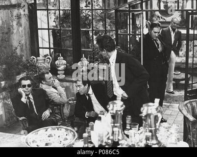 Titre original : LA TERRAZZA. Titre en anglais : la terrasse. Film Réalisateur : Ettore Scola. Année : 1980. Stars : Marcello Mastroianni. Banque D'Images