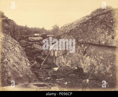 . Accueil d'un rebelle Sharpshooter, Gettysburg . Juillet 1863 négatif ; impression 1866277 Alexander Gardner (Américain, né en Écosse - Accueil d'un rebelle Sharpshooter, Gettysburg - Google Art Project Banque D'Images