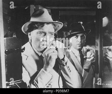 Titre original : DÉSOLÉ mauvais numéro. Titre en anglais : DÉSOLÉ mauvais numéro. Film Réalisateur : Anatole Litvak. Année : 1948. Stars : Burt Lancaster. Credit : PARAMOUNT PICTURES / Album Banque D'Images