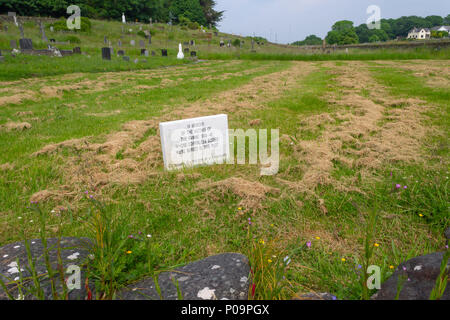 La famine irlandaise de sépulture avec plaques commémoratives à abbeystrewry skibbereen cimetière, en Irlande. Banque D'Images