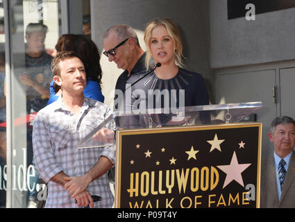 Christina Applegate, David Faustino, Ed O Neill à Katey Sagal 029 qui a reçu une étoile sur le Hollywood Walk of Fame à Los Angeles.Christina Applegate, David Faustino, Ed O Neill 029 cas à Hollywood Life - Californie, Red Carpet Event, USA, Cinéma, Célébrités, photographie, Bestof, Arts, Culture et divertissement, Célébrités, Mode Topix Meilleur de Hollywood, la vie, événement dans la vie d'Hollywood, Californie - cinéma, télévision, célébrités, célébrités de la musique, Topix Bestof, Arts, Culture et loisirs, photographie, tsuni@Gamma-USA.com , Tsuni enquête de crédit / USA, honneur Banque D'Images