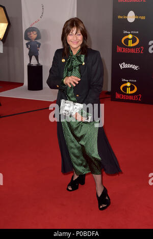 Catherine Keener participant à la Disney et Pixar indestructibles '2' première au El Capitan Theatre Le 5 juin 2018 à Los Angeles, Californie. Banque D'Images