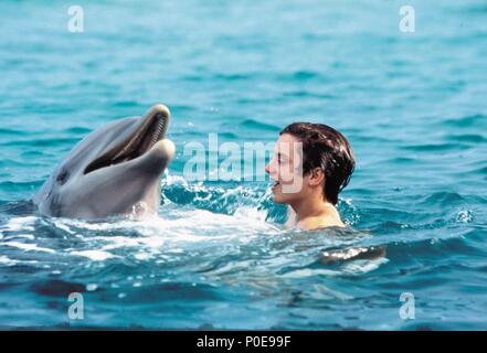 Titre original : "Flipper". Titre en anglais : "Flipper". Directeur de film : Alan Shapiro. Année : 1996. Stars : Elijah Wood. Credit : UNIVERSAL PICTURES / Album Banque D'Images