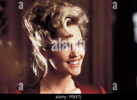 Titre original : nés d'hier. Titre en anglais : nés d'hier. Réalisateur : Luis Mandoki Film. Année : 1993. Stars : MELANIE GRIFFITH. Credit : HOLLYWOOD PICTURES / Album Banque D'Images