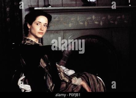 Titre original : peu de femmes. Titre en anglais : peu de femmes. Directeur de film : Gillian Armstrong. Année : 1994. Stars : TRINI ALVARADO. Credit : Columbia Pictures / Album Banque D'Images