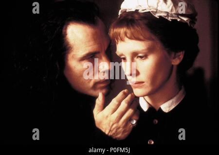 Titre original : MARY REILLY. Titre en anglais : MARY REILLY. Film Réalisateur : Stephen Frears. Année : 1996. Stars : Julia Roberts, John Malkovich. Credit : TRI STAR PHOTOS / Album Banque D'Images