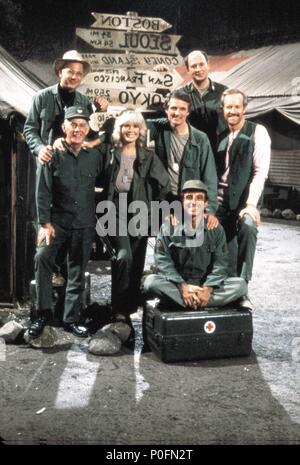 Titre original : M*A*S*H. Titre en anglais : M*A*S*H. Année : 1972. Stars : ALAN ALDA ; HARRY MORGAN ; LORETTA SWIT ; DAVID OGDEN STIERS ; Mike Farrell, JAMIE FARR. Crédit : 20E SIÈCLE DE FOX TV / Album Banque D'Images