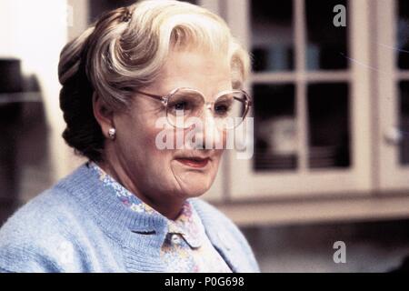 Titre original : Mme. DOUBTFIRE. Titre en anglais : Mme. DOUBTFIRE. Directeur de film : Chris Columbus. Année : 1993. Stars : ROBIN WILLIAMS. Crédit : 20TH CENTURY FOX / Album Banque D'Images