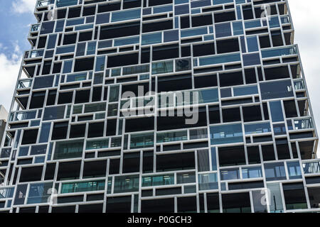 Le Centre Porsche de l'extérieur de l'Aoyama, Minato-Ku, Tokyo, Japon Banque D'Images