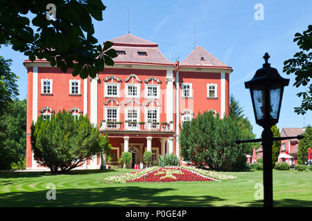 Zámek Dětenice, Královéhradecký kraj, Česká republika / castle Detenice, région de Hradec Kralove, République Tchèque Banque D'Images