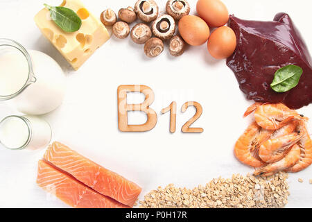 Plus d'aliments en vitamine B12 (cobalamine). La saine alimentation Banque D'Images