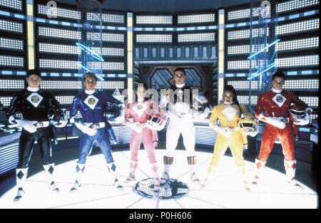 Titre original : Mighty Morphin Power Rangers : THE MOVIE. Titre en anglais : Mighty Morphin Power Rangers : THE MOVIE. Directeur de film : BRYAN SPICER ; STEVE WANG. Année : 1995. Crédit : 20TH CENTURY FOX / TOWNLEY, JIM / Album Banque D'Images