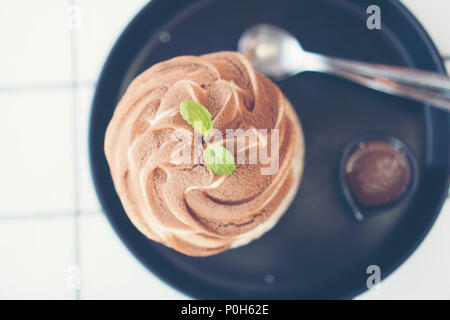 Gâteau au chocolat-crème Banque D'Images