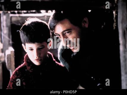 Titre original : Secretos del Corazon. Titre en anglais : LES SECRETS DU COEUR. Directeur de film : Montxo Armendariz. Année : 1997. Stars : CARMELO GOMEZ. Credit : AIETE FILMS / Album Banque D'Images