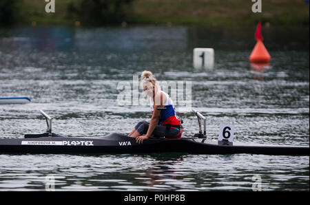 9 juin 2018 Ada Ciganlija, régates, Belgrade, Serbie ; ECA Canoe Sprint et Paracanoe Championnats d'Europe seniors ; Anastasia Belogurova de RUS fait concurrence à la VL2, une finale 200m, course de sprint Banque D'Images