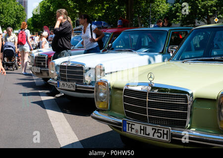 Berlin, Allemagne - 09 juin 2018 : vieille Mercedes Benz à Classic Days, un événement automobile Oldtimer montrant plus de 2000 voitures anciennes à Kurfuerstendamm à Berlin Kudamm / Crédit : hanohiki/Alamy Live News Banque D'Images