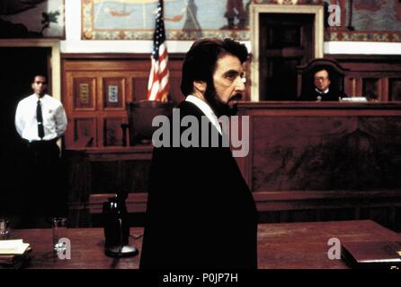 Titre original : CARLITO'S WAY. Titre en anglais : CARLITO'S WAY. Film Réalisateur : BRIAN DE PALMA. Année : 1993. Stars : Al Pacino. Credit : UNIVERSAL PICTURES / GOLDMAN, LOUIS / Album Banque D'Images