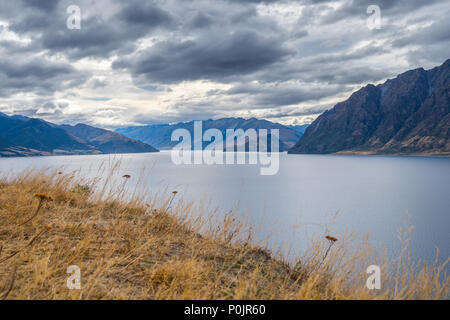 Vue du lac Hawea, situé dans la région d'Otago en Nouvelle-Zélande Banque D'Images