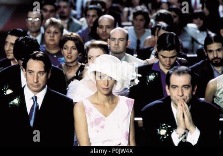 Titre original : NOVIOS. Titre en anglais : NOVIOS. Directeur de film : Joaquin Oristrell. Année : 1999. Stars : KARRA ELEJALDE, JUANJO PUIGCORBE ; MARIA BARRANCO. Credit : BOCA TELEVISION/CANAL  +/l'AURUM PRODUCCIONES / FERNÁNDEZ, PIPO / Album Banque D'Images