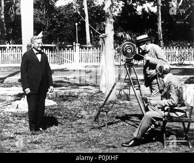 Description : les pionniers du cinéma.. Film Original Titre : HISTOIRE DU CINÉMA : début de PE. Titre en anglais : FILM HISTORIQUE : début de PE. Banque D'Images