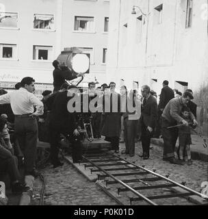 Film Original Titre : HISTOIRE DU CINÉMA : RODAJES. Titre en anglais : HISTOIRE DU CINÉMA : RODAJES. Banque D'Images
