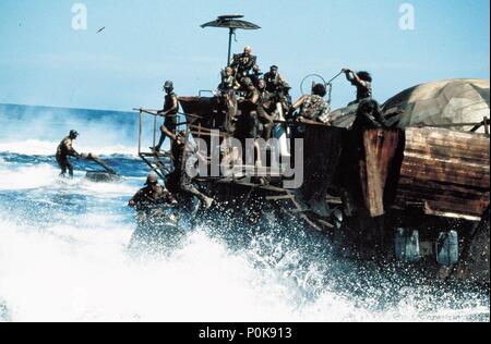 Titre original : Waterworld. Titre en anglais : Waterworld. Directeur de film : Kevin Reynolds. Année : 1995. Credit : UNIVERSAL PICTURES / VERRE, BEN / Album Banque D'Images