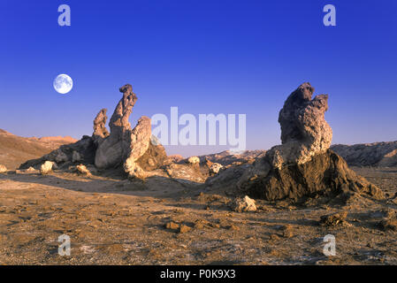 Historique 1995 3 MARIAS ROCK FORMATION VALLE DE LA LUNA DÉSERT ATACAMA SAN PEDRO DE ATACAMA AU CHILI RÉGION II Banque D'Images