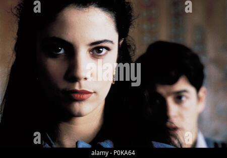 Titre original : amantes. Titre en anglais : les amoureux. Directeur de film : Vicente Aranda. Année : 1991. Stars : MARIBEL VERDU, JORGE SANZ. Crédit : PEDRO COSTA, P.C/TVE / Album Banque D'Images