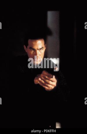 Titre original : MARQUÉS POUR LA MORT. Titre en anglais : MARQUÉS POUR LA MORT. Directeur de film : DWIGHT H. LITTLE. Année : 1990. Stars : Steven Seagal. Crédit : 20TH CENTURY FOX / Album Banque D'Images