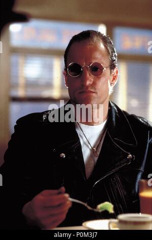 Titre original : Natural Born Killers. Titre en anglais : Natural Born Killers. Directeur de film : Oliver Stone. Année : 1994. Stars : Woody Harrelson. Copyright : Editorial l'intérieur uniquement. C'est un document distribué au public. Les droits d'accès uniquement, aucune licence de droit d'auteur prévue. Autorisation obligatoire à l'icône visuelle (www.visual-icon.com) est requise pour la reproduction de cette image. Credit : CANAL  +/REGENCY/ALCOR / Album Banque D'Images