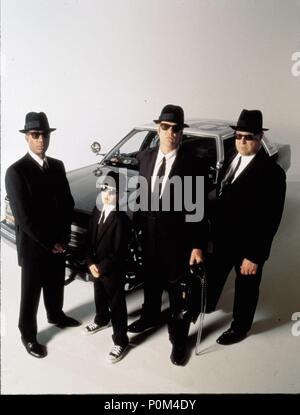 Titre original : Blues Brothers 2000. Titre en anglais : Blues Brothers 2000. Film Réalisateur : John Landis. Année : 1998. Stars : John Goodman ; Dan AYKROYD, Joe Morton ; J. EVAN. BONIFAN Credit : blanc, TIMOTHY / Album Banque D'Images