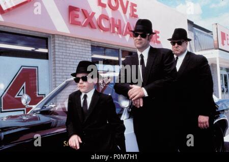 Titre original : Blues Brothers 2000. Titre en anglais : Blues Brothers 2000. Film Réalisateur : John Landis. Année : 1998. Stars : John Goodman ; Dan AYKROYD ; J. EVAN. BONIFAN Credit : blanc, TIMOTHY / Album Banque D'Images