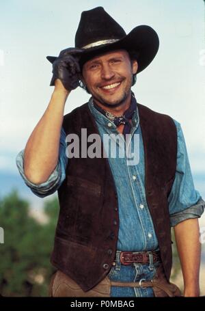 Titre original : CITY SLICKERS II : LA LÉGENDE DE CURLY'S GOLD. Titre en anglais : CITY SLICKERS II : LA LÉGENDE DE CURLY'S GOLD. Directeur du film : PAUL WEILAND. Année : 1994. Stars : BILLY CRYSTAL. Credit : Columbia Pictures / Album Banque D'Images